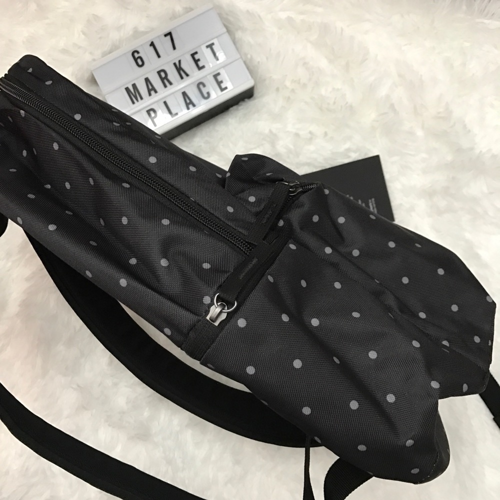 NWT Nike Heritage Backpack Women's - Picture 4 of 6